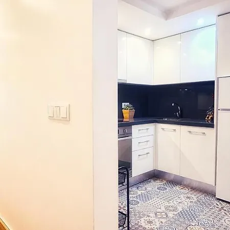 Apartman Charming 7 By Homeful Homes